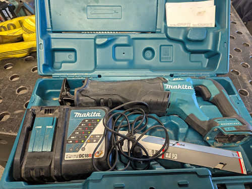 Makita 18v lxt säbelsäge - makita,