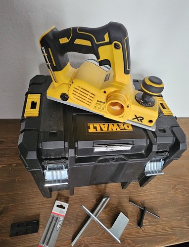 Dewalt dcp580 18v ion - dcp580, li-ion